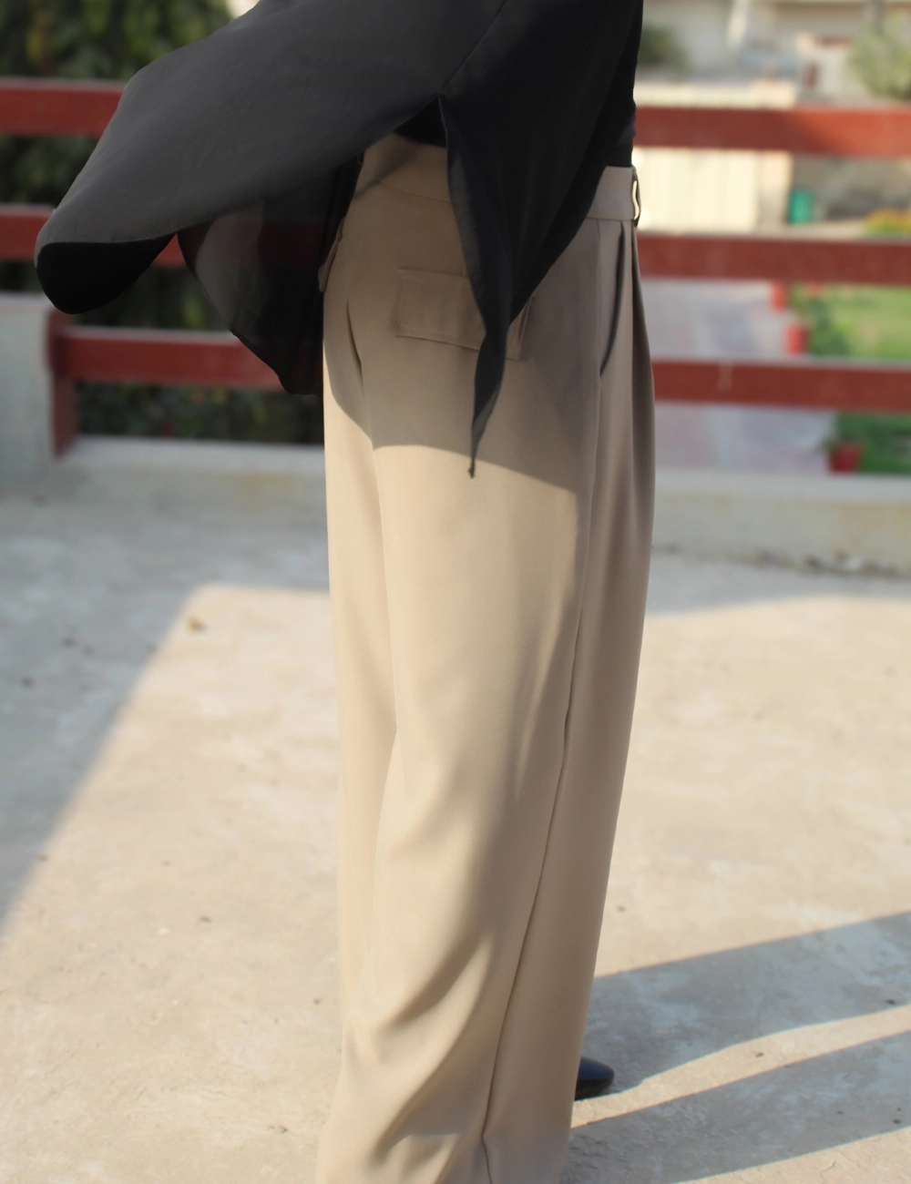 Sand Flow FORME Pant — View 6